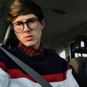 Meet your Posher, Vasil